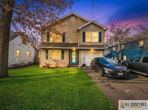 643 Drake Avenue Middlesex NJ 08846