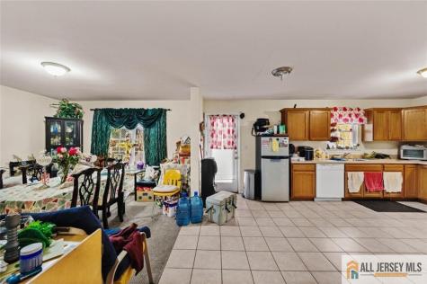 643 Drake Avenue Middlesex NJ 08846