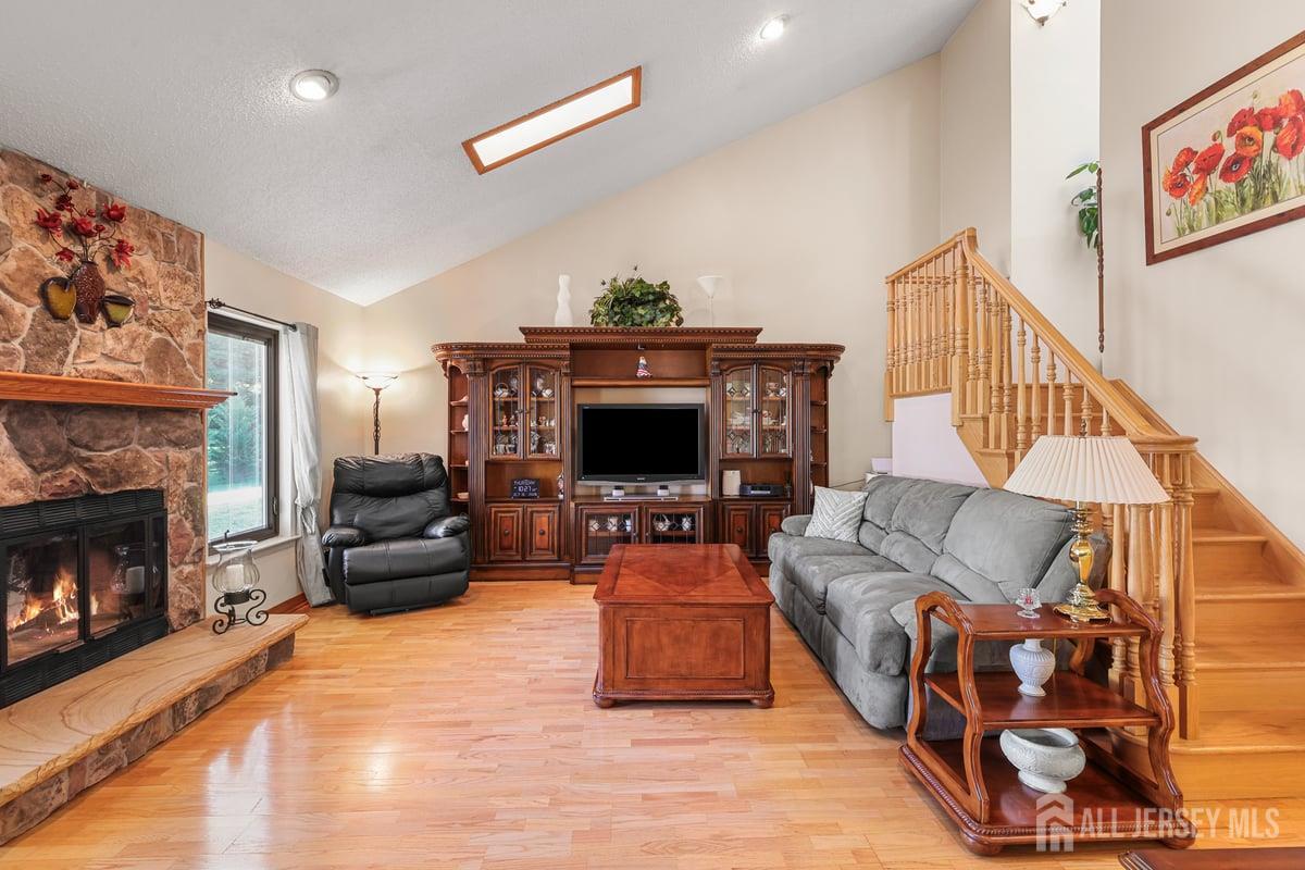 194 Starlight Court Old Bridge NJ 08857