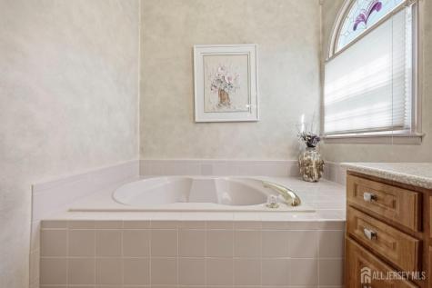 36 Wintons Way Monroe NJ 08831