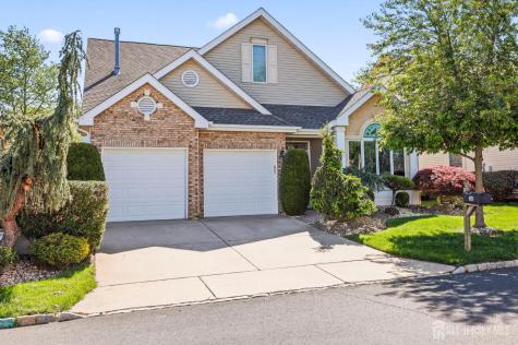 36 Wintons Way Monroe NJ 08831