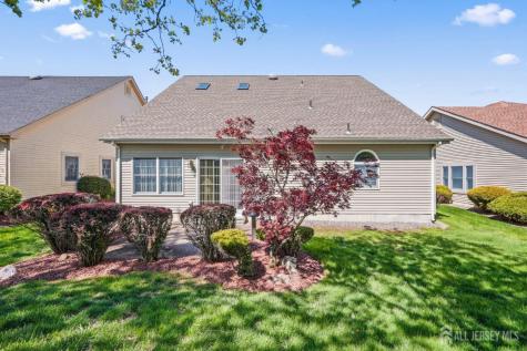 36 Wintons Way Monroe NJ 08831