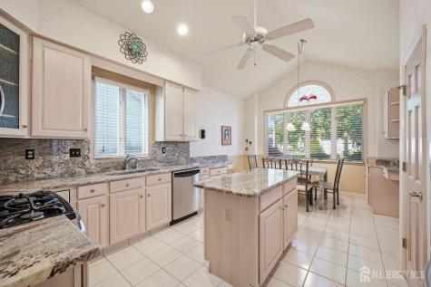 36 Wintons Way Monroe NJ 08831