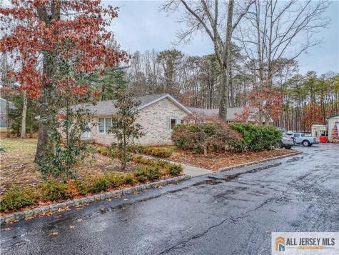 176 Old Forge Road Monroe NJ 08831