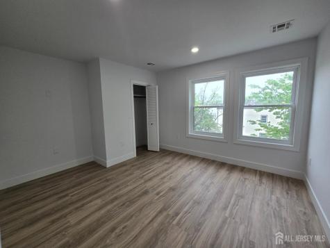 15 Chestnut Avenue Irvington NJ 07111