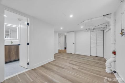 260 Highland Avenue Franklin Twsp NJ 08873