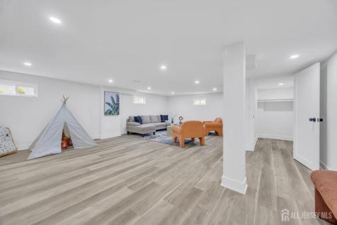 260 Highland Avenue Franklin Twsp NJ 08873