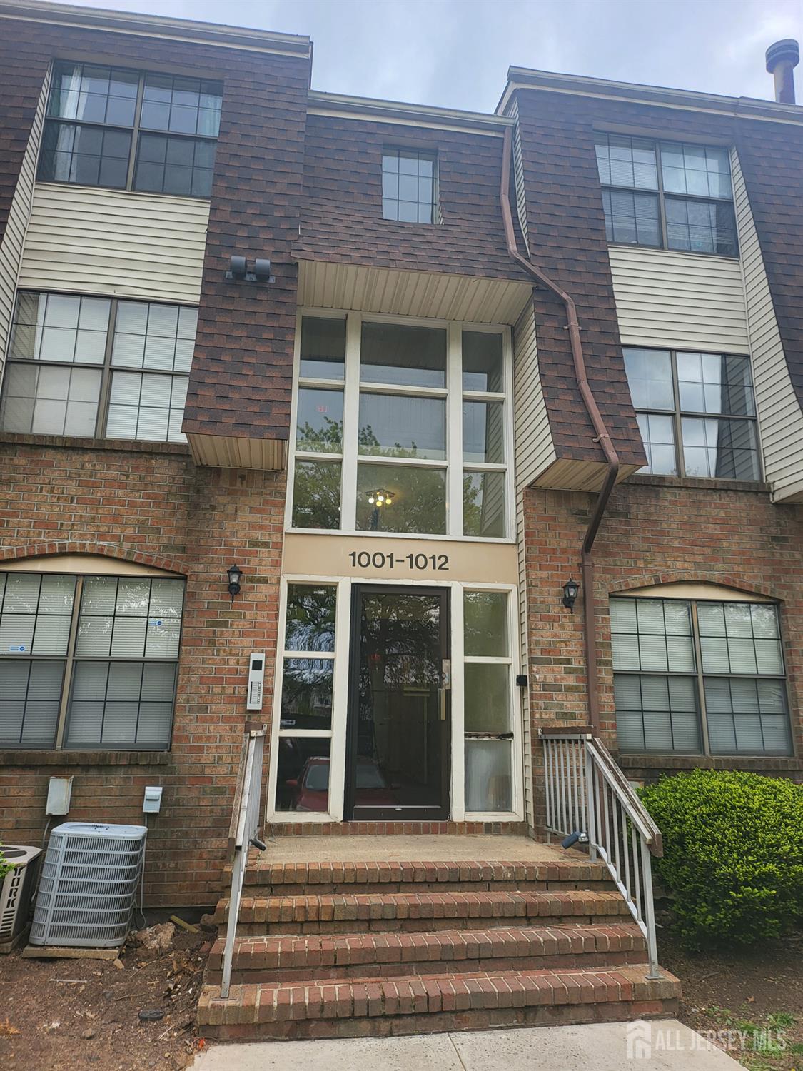 1002 Hidden Village Drive Perth Amboy NJ 08861