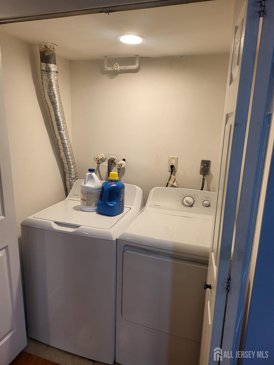 1002 Hidden Village Drive Perth Amboy NJ 08861