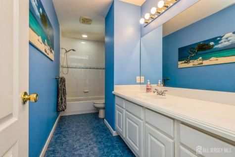 5 Ramapo Court Colts Neck NJ 07722