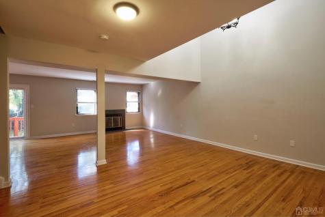 30 Matthew Drive Ewing NJ 08628