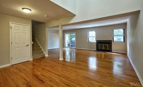 30 Matthew Drive Ewing NJ 08628