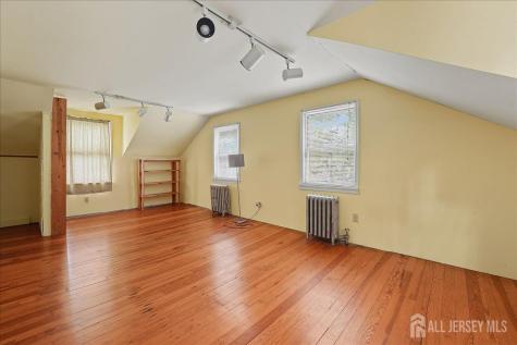 225 Irvington Avenue Franklin Twsp NJ 08873