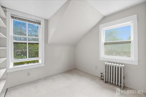 225 Irvington Avenue Franklin Twsp NJ 08873