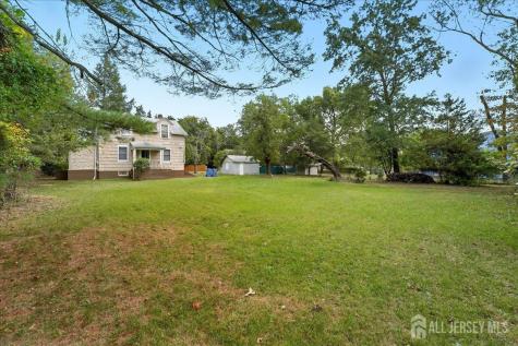 225 Irvington Avenue Franklin Twsp NJ 08873