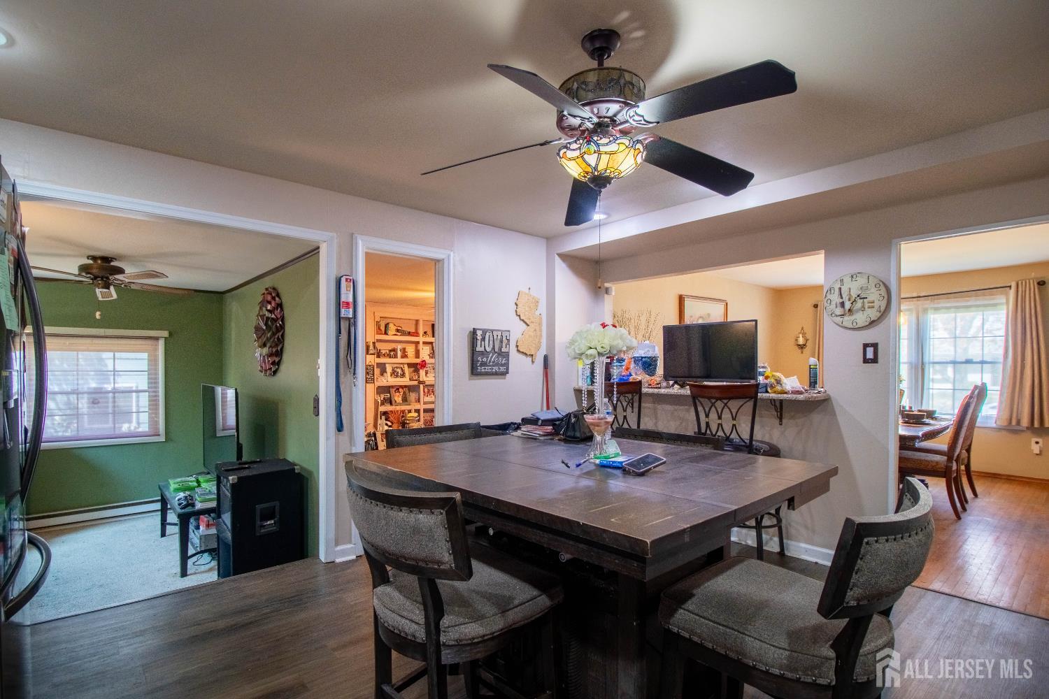 28 Wellington Place Burlington City NJ 08016