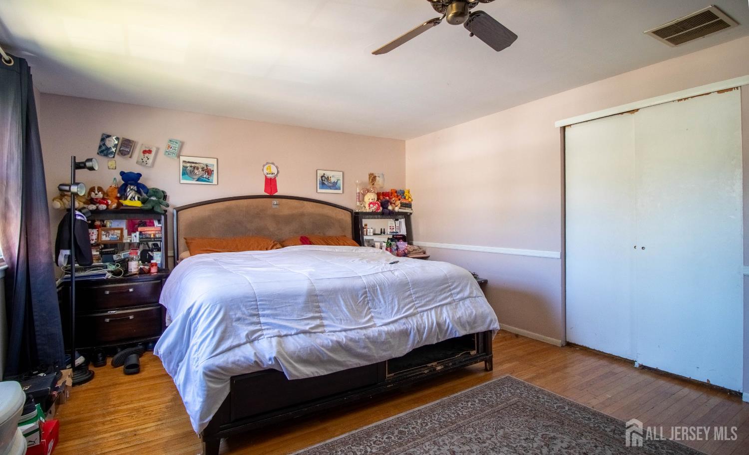 28 Wellington Place Burlington City NJ 08016
