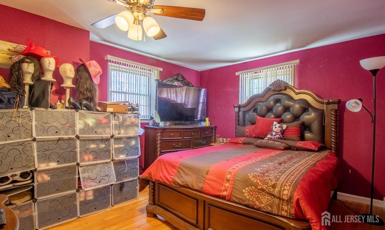 28 Wellington Place Burlington City NJ 08016