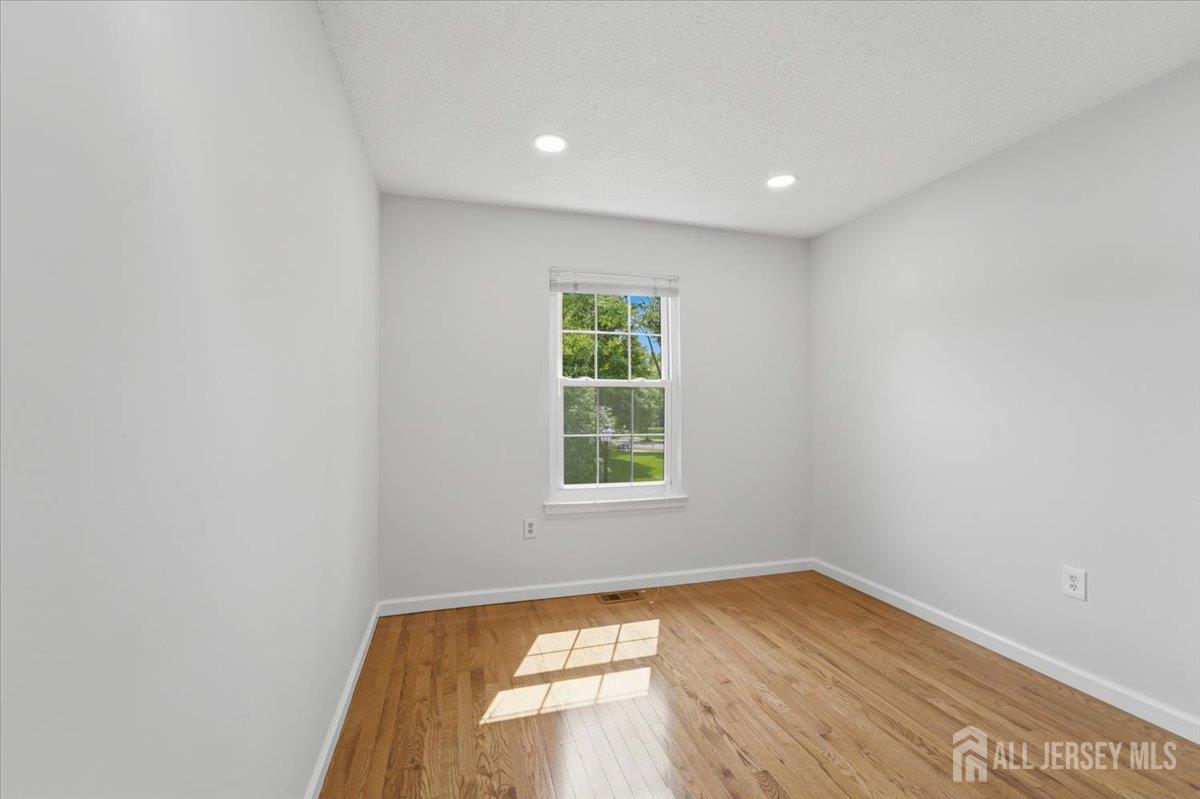 543 Manchester Court Piscataway NJ 08854