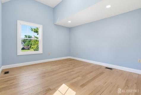 10 Snyder Avenue Sayreville NJ 08872