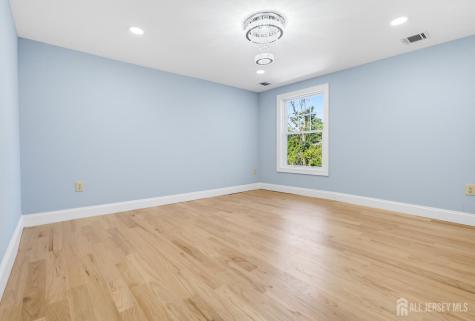 10 Snyder Avenue Sayreville NJ 08872