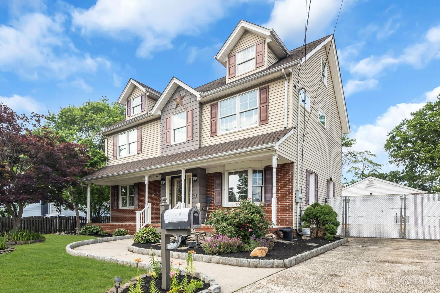 137 Woodland Avenue Fords NJ 08863