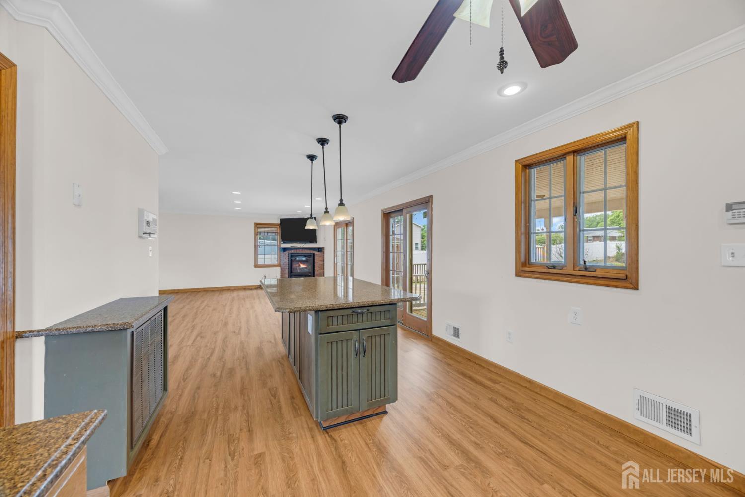 137 Woodland Avenue Fords NJ 08863