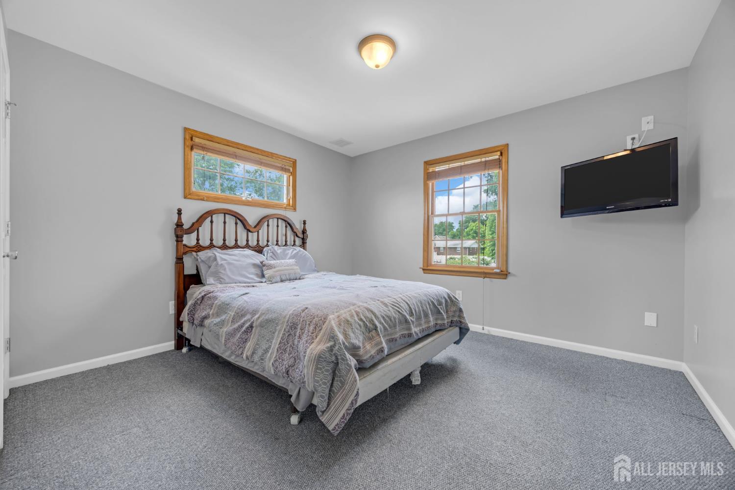 137 Woodland Avenue Fords NJ 08863