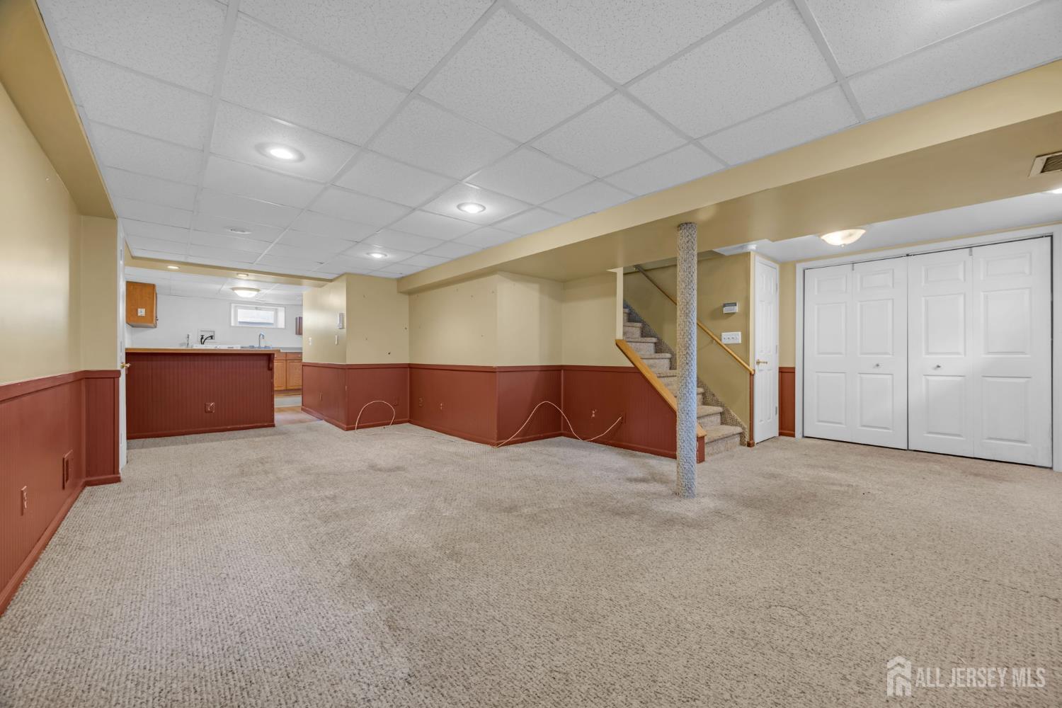 137 Woodland Avenue Fords NJ 08863