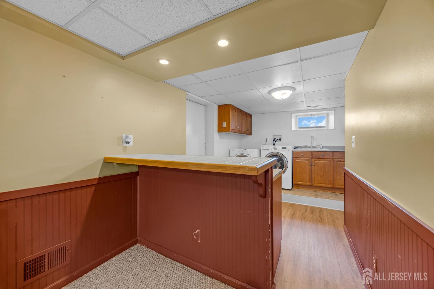 137 Woodland Avenue Fords NJ 08863
