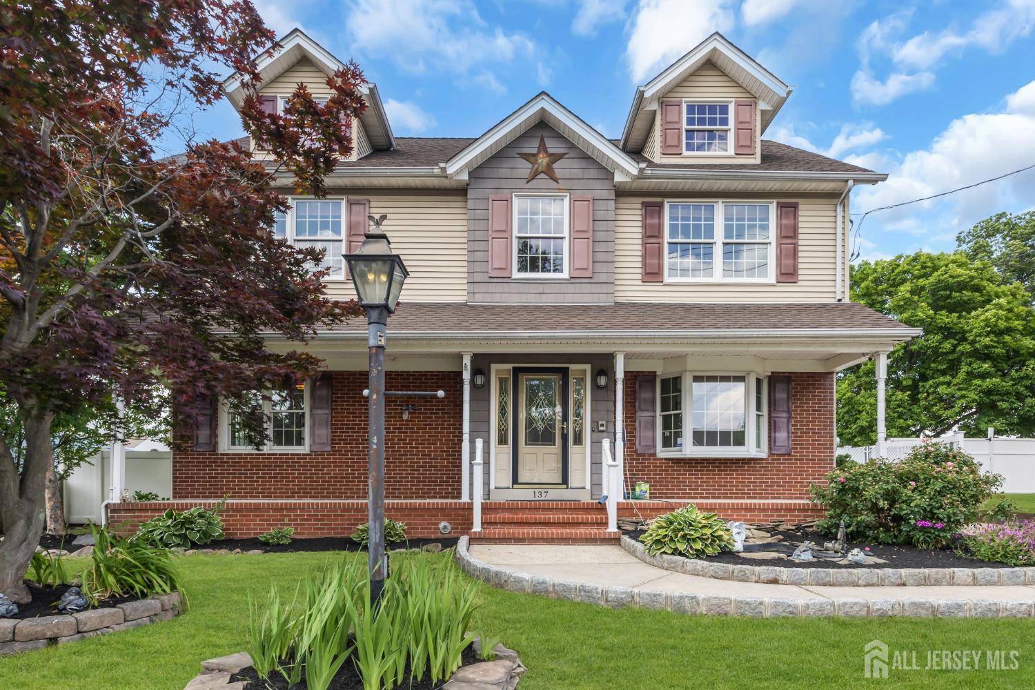 137 Woodland Avenue Fords NJ 08863