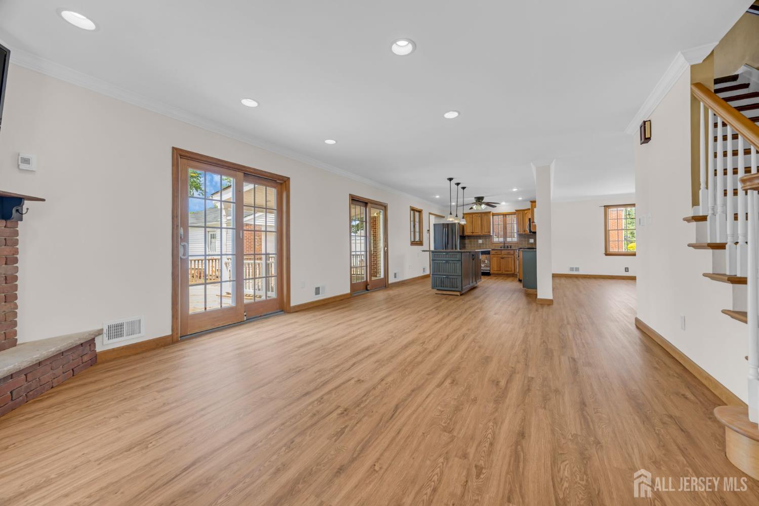 137 Woodland Avenue Fords NJ 08863