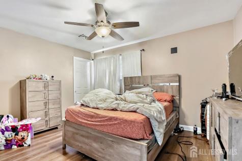 111 Ovington Avenue Edison NJ 08817