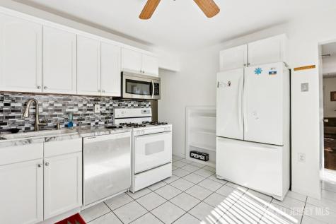 111 Ovington Avenue Edison NJ 08817