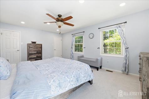 20 Fair Acres Court South Brunswick NJ 08540