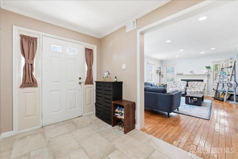 20 Fair Acres Court South Brunswick NJ 08540
