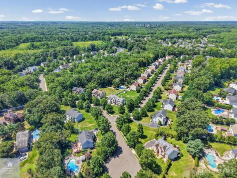 5 Bard Drive Monroe NJ 08831