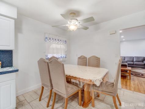 17 Thelma Court Colonia NJ 07067
