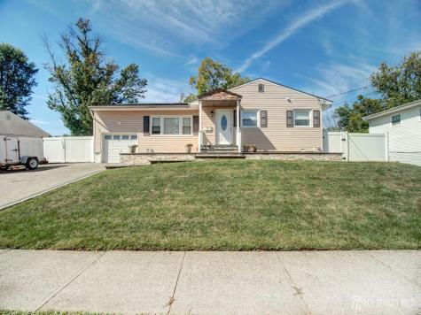 17 Thelma Court Colonia NJ 07067