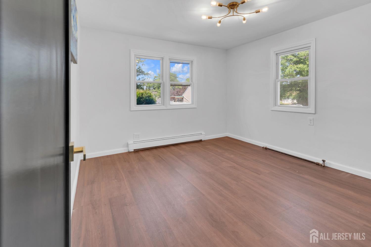 197 Delaware Avenue Aberdeen NJ 07721