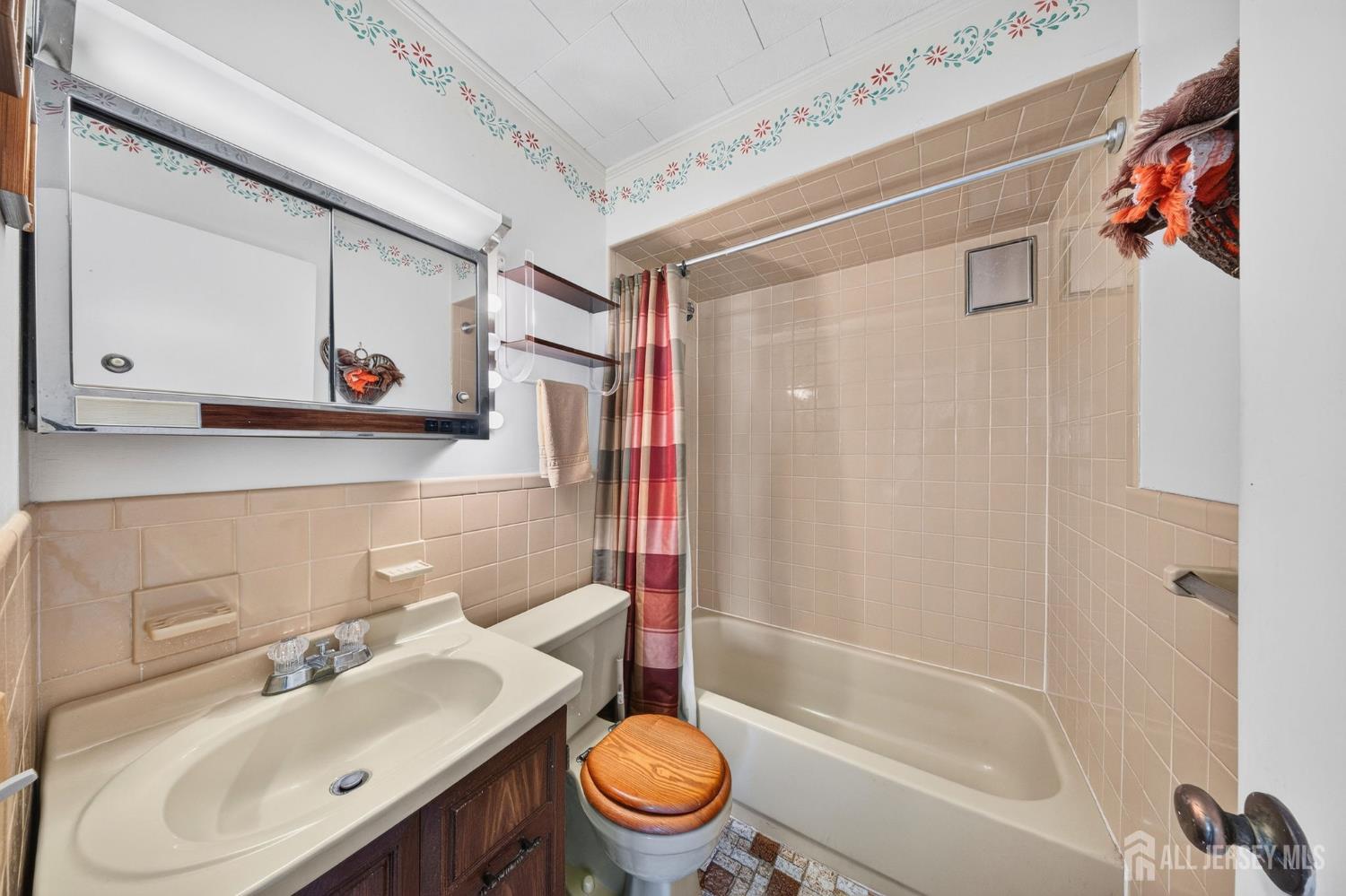 111 Geary Drive South Plainfield NJ 07080
