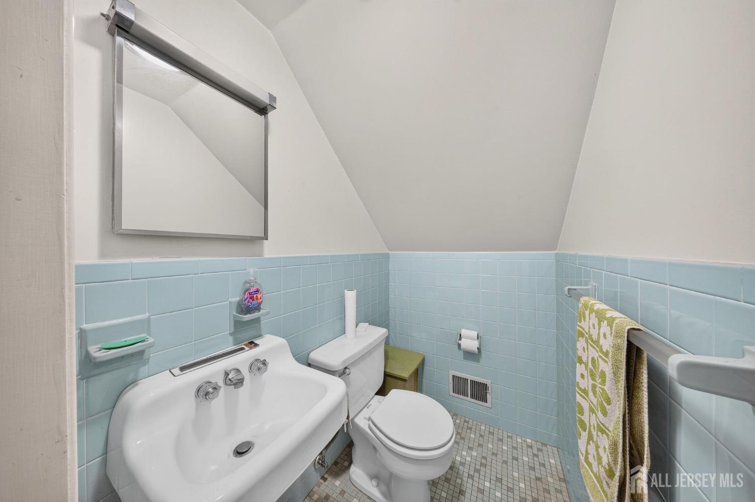 111 Geary Drive South Plainfield NJ 07080