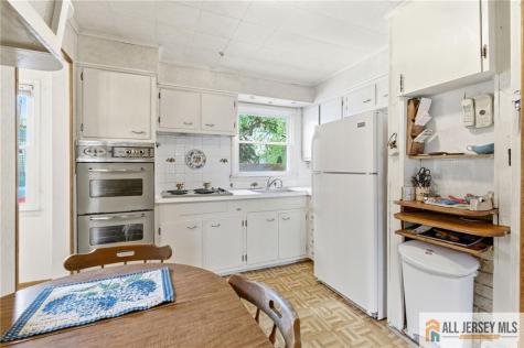 2 Moryan Road Edison NJ 08817