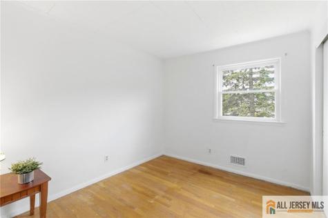 2 Moryan Road Edison NJ 08817