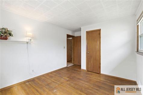 2 Moryan Road Edison NJ 08817