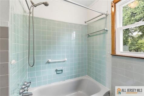 2 Moryan Road Edison NJ 08817