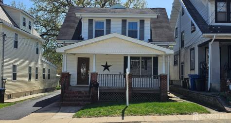 22 Roosevelt Street South River NJ 08882