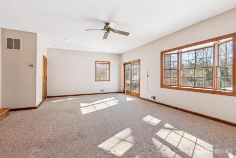 22 Roosevelt Street South River NJ 08882