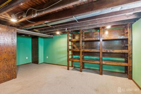 22 Roosevelt Street South River NJ 08882