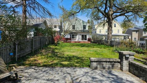22 Roosevelt Street South River NJ 08882